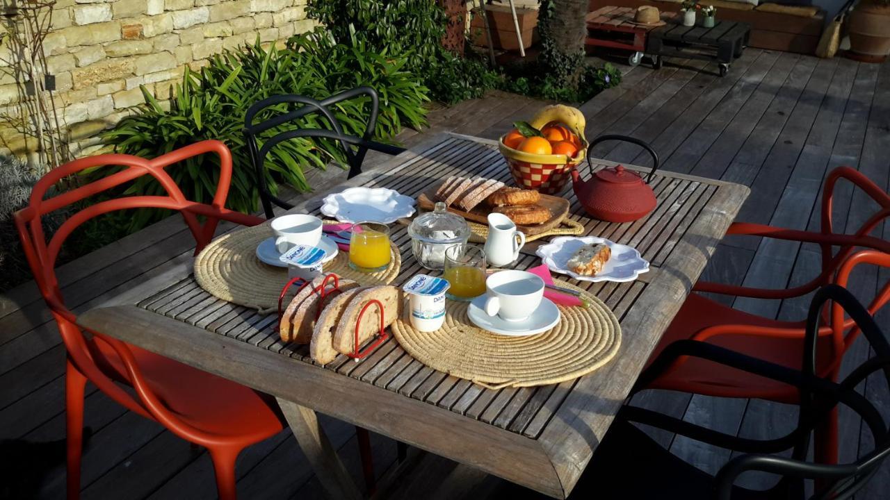 Les Jardins De Clerjotte Bed & Breakfast Saint-Martin-de-Ré Exterior foto